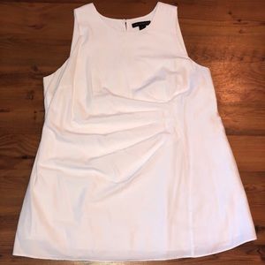 A Pea In The Pod White Sleeveless Top